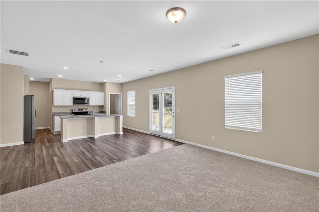 4 bedroom, 3 bathroom, 2,132 sq ft single family residence for sale at 160 Verona Drive, Cartersville, GA 30120 — photo 7