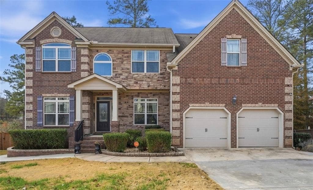 7 bedroom, 5 bathroom, 5,192 sq ft single family residence under contract at 12090 Centerra Drive, Hampton, GA 30228