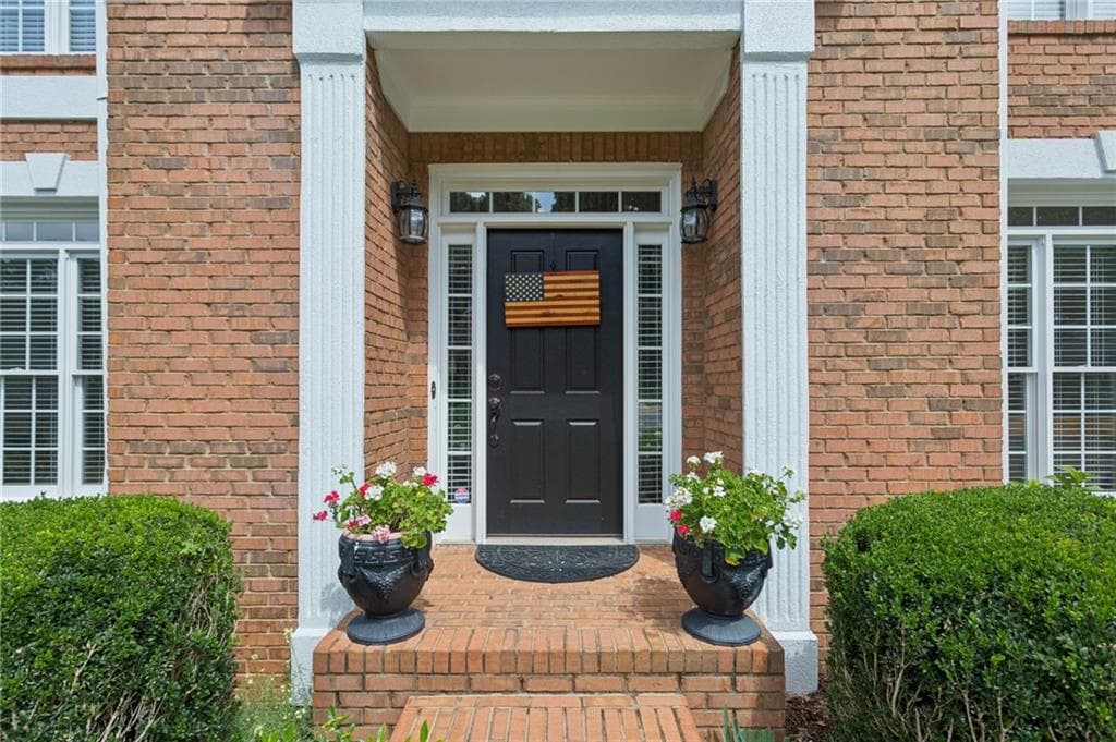 5 bedroom, 4 bathroom, 4,086 sq ft single family residence under contract at 1353 Crown Terrace, Marietta, GA 30062 — photo 5