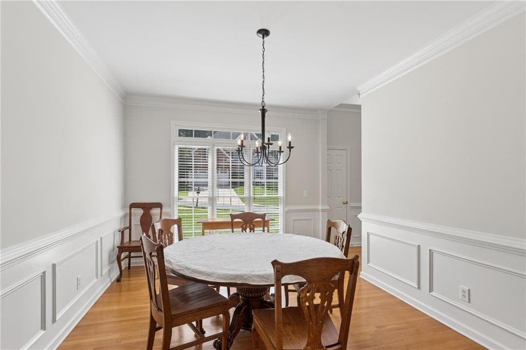 5 bedroom, 4 bathroom, 4,086 sq ft single family residence under contract at 1353 Crown Terrace, Marietta, GA 30062 — photo 10