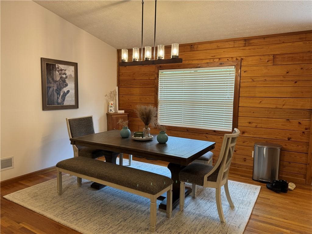 3 bedroom, 2 bathroom, 1,500 sq ft single family residence for rent at 8911 Daerwater Drive, Winston, GA 30187 for $2,800 a month — photo 5