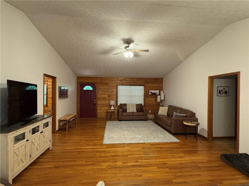 3 bedroom, 2 bathroom, 1,500 sq ft single family residence for rent at 8911 Daerwater Drive, Winston, GA 30187 for $2,800 a month — photo 6