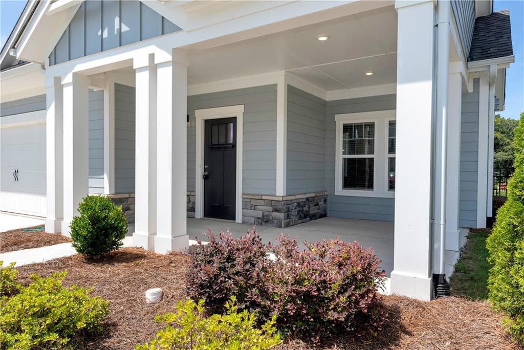 2 bedroom, 2 bathroom, 1,599 sq ft single family residence for sale at 293 Corncrib Bend, Dacula, GA 30019 — photo 3