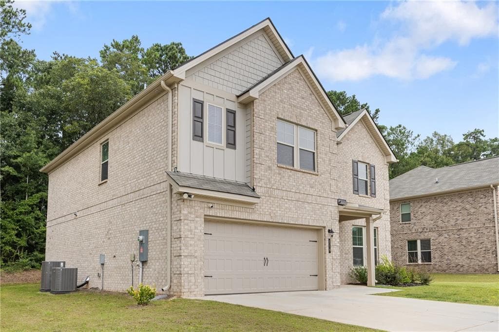 4 bedroom, 4 bathroom, 2,894 sq ft single family residence for sale at 116 Cabin Way, Hampton, GA 30228 — photo 2