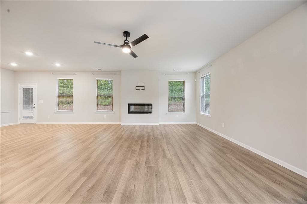 4 bedroom, 4 bathroom, 2,894 sq ft single family residence for sale at 116 Cabin Way, Hampton, GA 30228 — photo 6