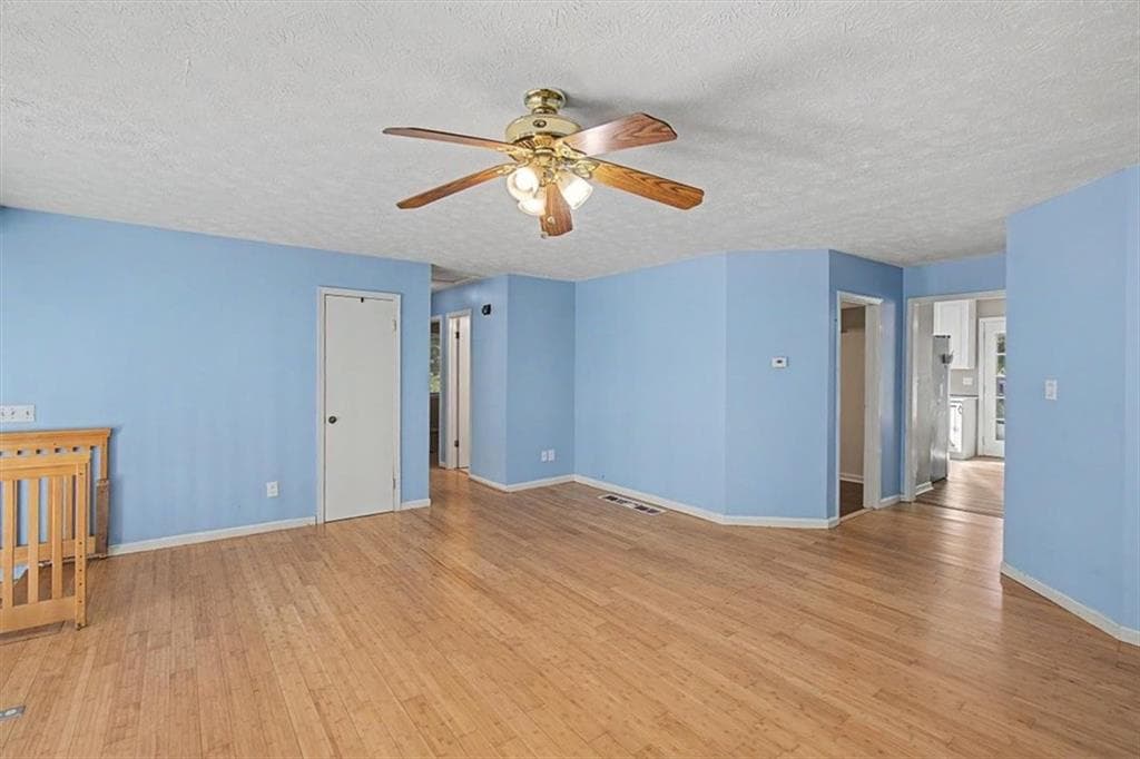 3 bedroom, 3 bathroom, 2,244 sq ft single family residence for sale at 2276 Mohawk Trail, Acworth, GA 30102 — photo 8