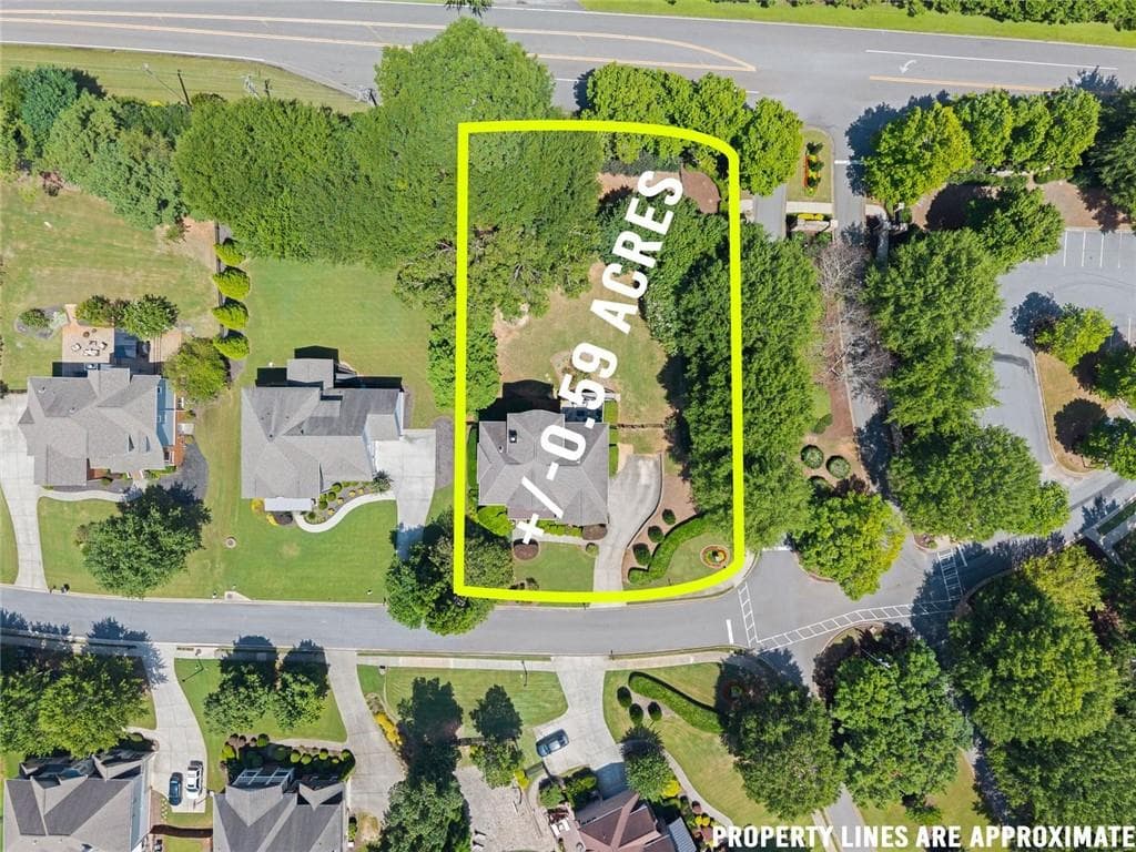 5 bedroom, 5 bathroom, 5,877 sq ft single family residence for sale at 5610 Cascade Trail, Cumming, GA 30040 — photo 5