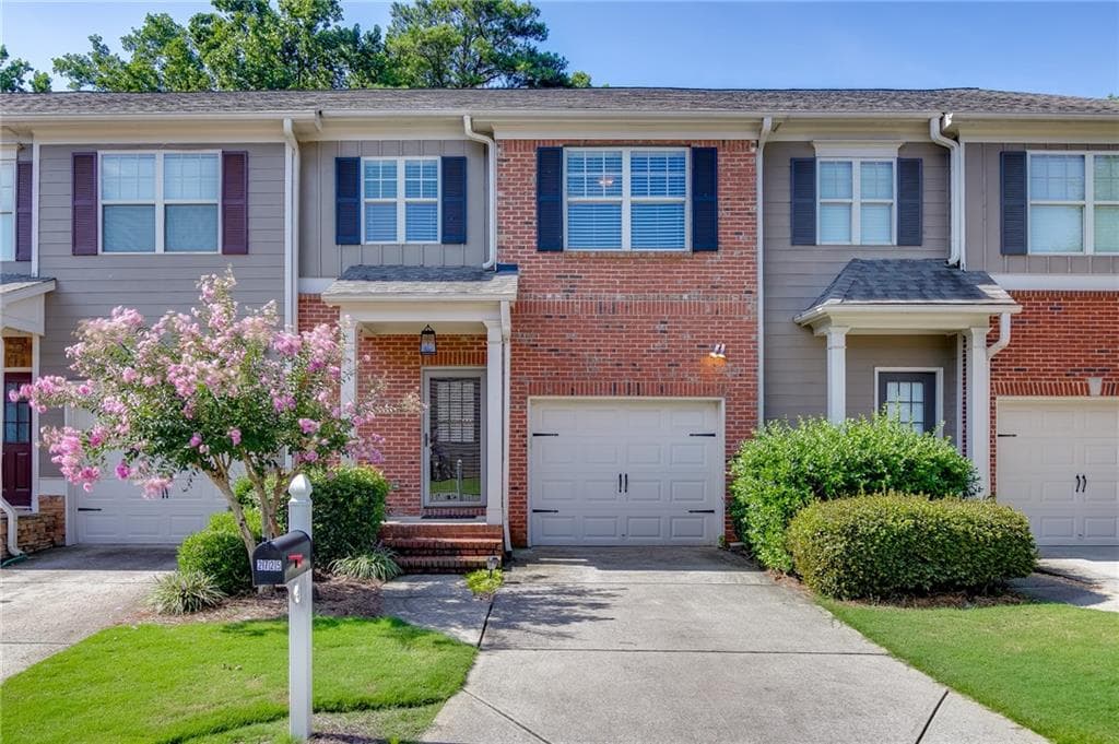 2 bedroom, 3 bathroom, 1,720 sq ft condominium for sale at 2725 Maple Park Place, Cumming, GA 30041 — photo 1 of 51