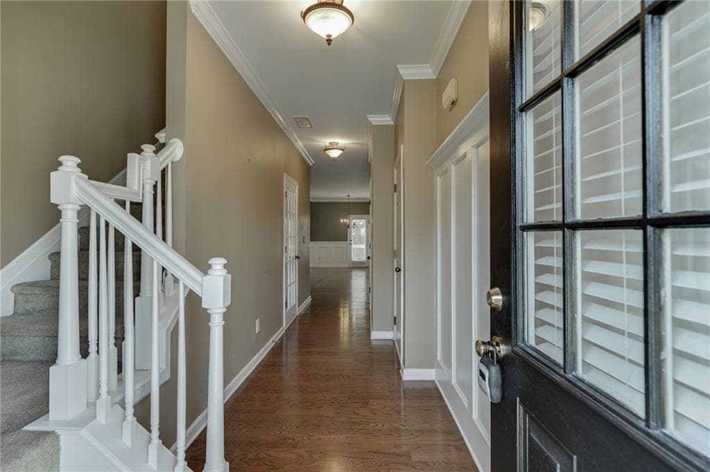 2 bedroom, 3 bathroom, 1,720 sq ft condominium for sale at 2725 Maple Park Place, Cumming, GA 30041 — photo 4