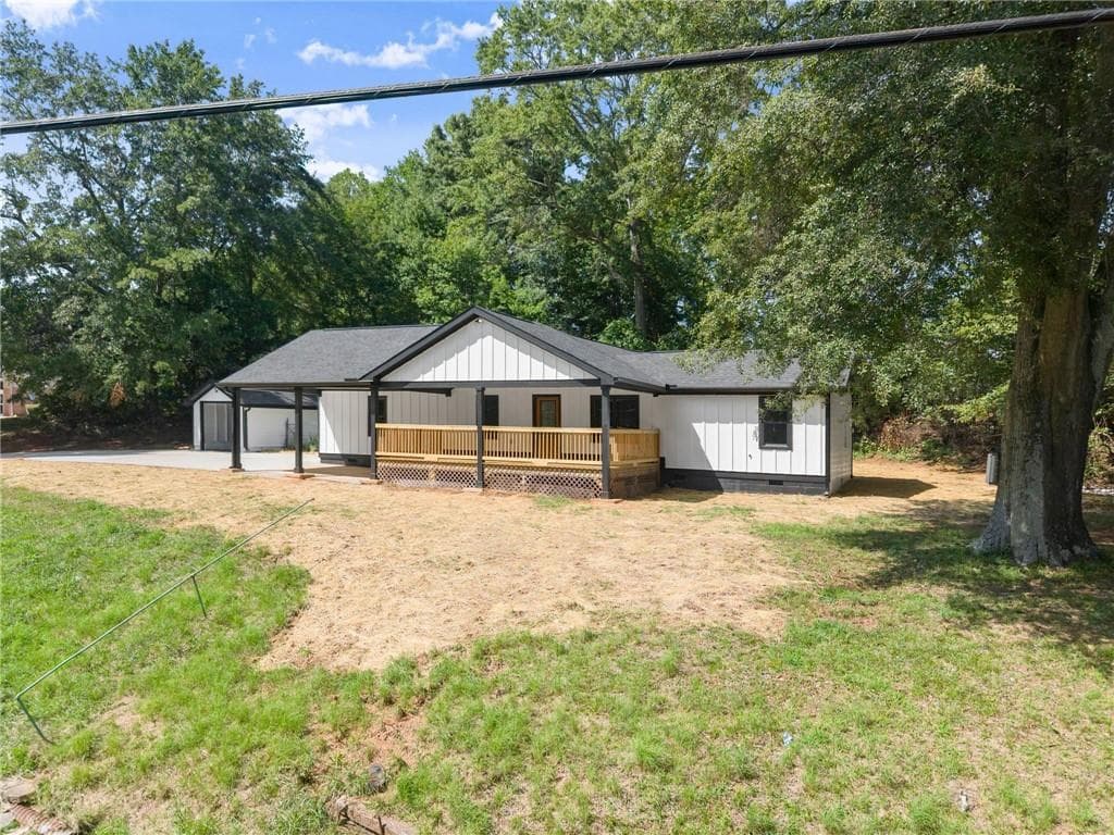 3 bedroom, 2 bathroom, 1,500 sq ft single family residence under contract at 2443 Old Cornelia Highway, Gainesville, GA 30507 — photo 5