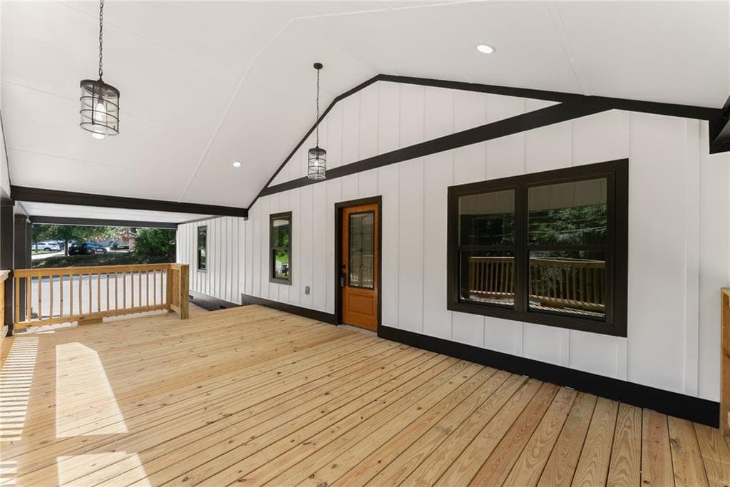 3 bedroom, 2 bathroom, 1,500 sq ft single family residence under contract at 2443 Old Cornelia Highway, Gainesville, GA 30507 — photo 9