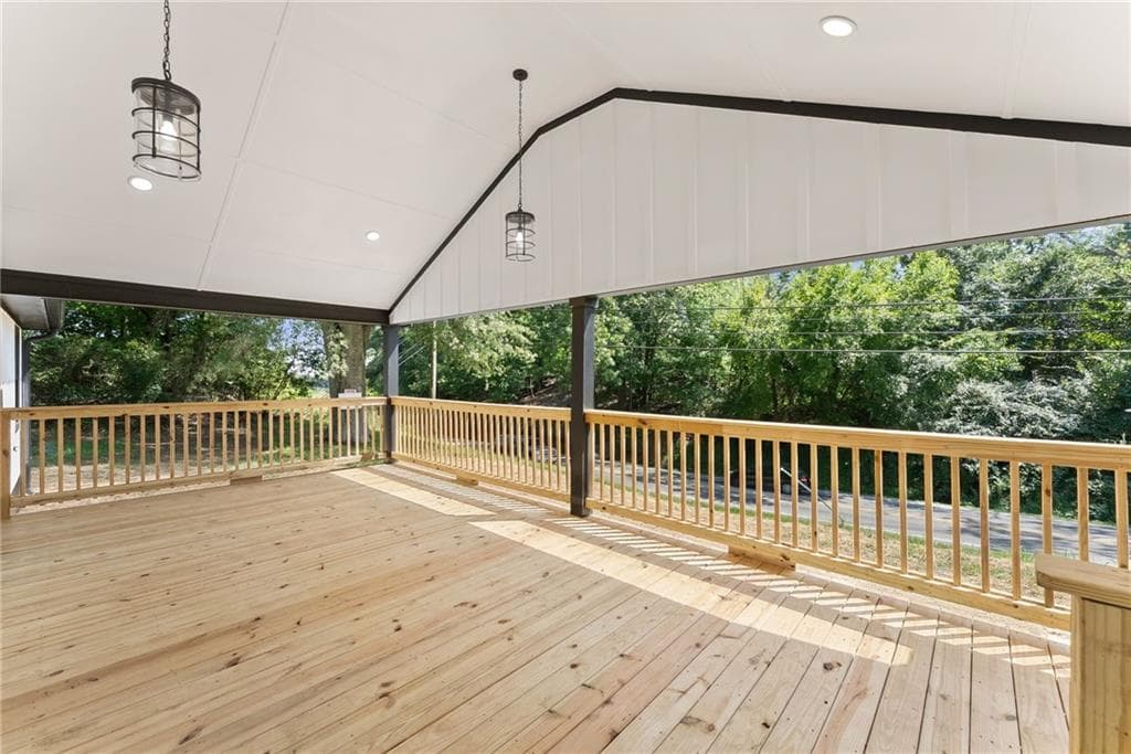 3 bedroom, 2 bathroom, 1,500 sq ft single family residence under contract at 2443 Old Cornelia Highway, Gainesville, GA 30507 — photo 10