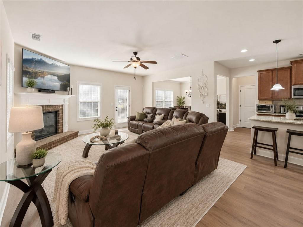4 bedroom, 3 bathroom, 2,480 sq ft single family residence for sale at 2002 Bridgewater Pass, Hampton, GA 30228 — photo 3