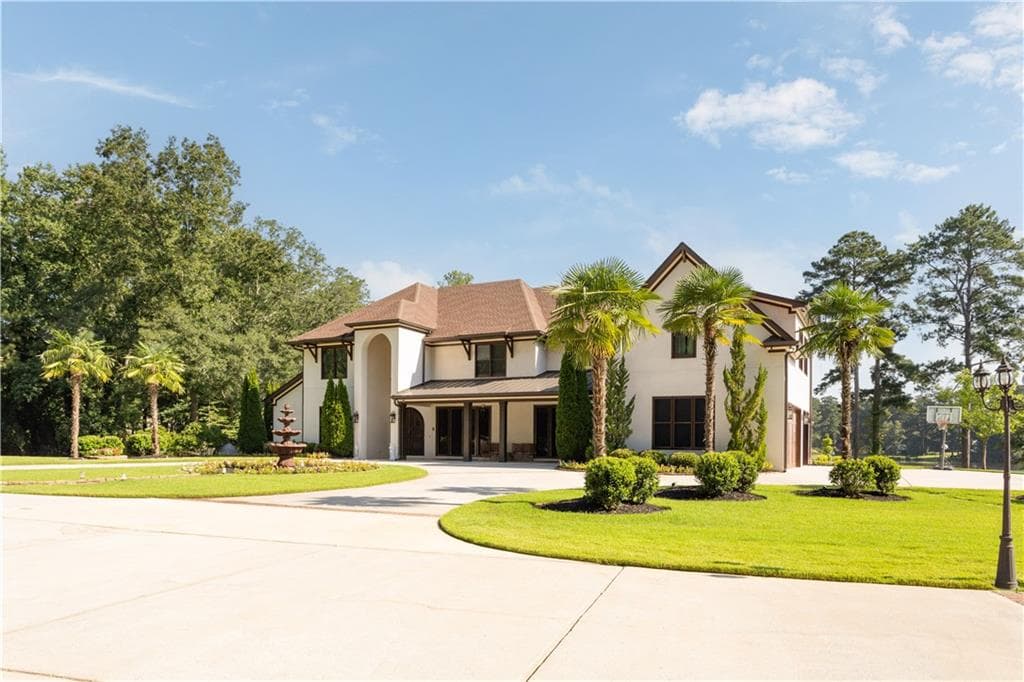 5 bedroom, 7 bathroom, 10,000 sq ft single family residence for sale at 3621 Herren Drive, Smyrna, GA 30082 — photo 2