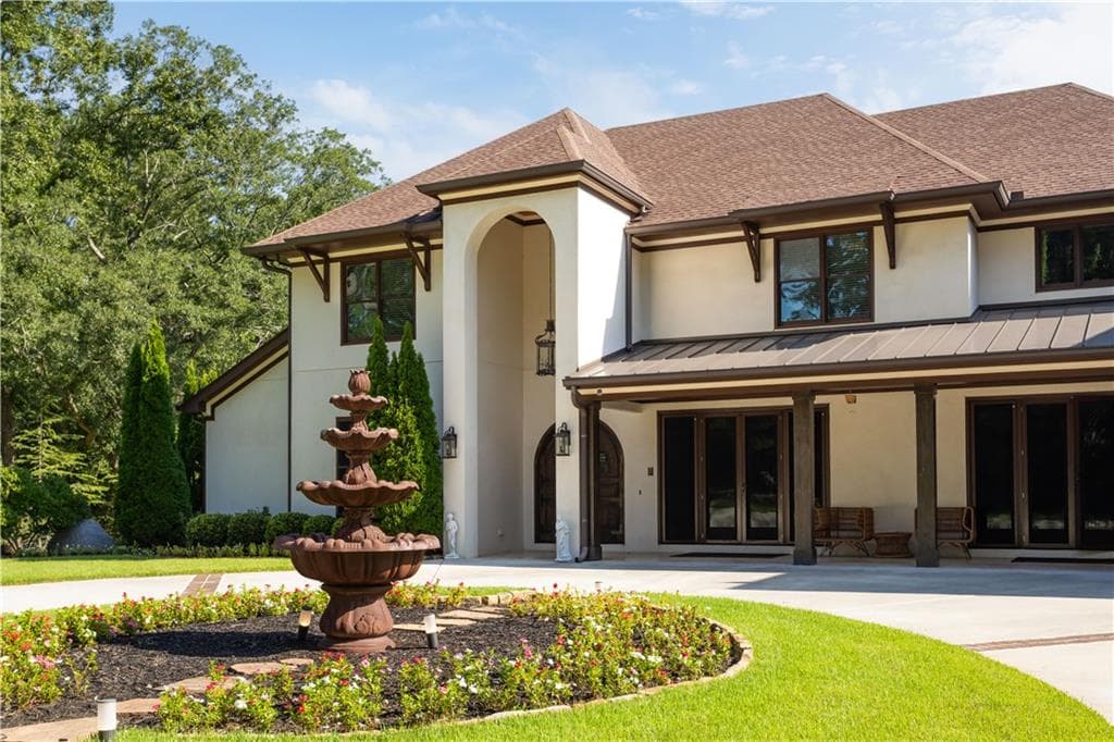 5 bedroom, 7 bathroom, 10,000 sq ft single family residence for sale at 3621 Herren Drive, Smyrna, GA 30082 — photo 3