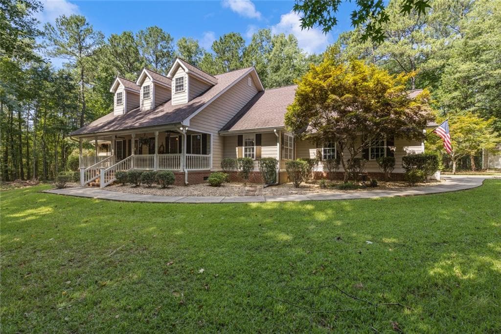 3 bedroom, 2 bathroom, 1,876 sq ft single family residence under contract at 1064 Chappell Mill Road, Milner, GA 30257