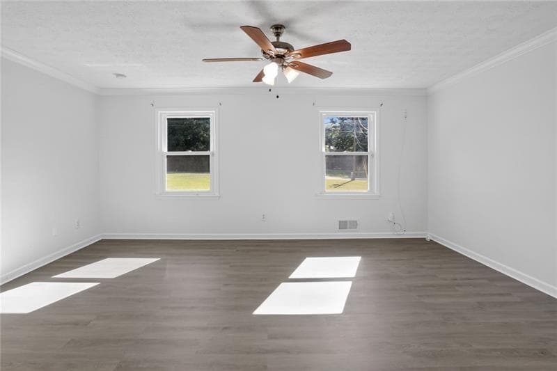 4 bedroom, 4 bathroom, 3,555 sq ft single family residence under contract at 2223 Angela Drive, Lilburn, GA 30047 — photo 7