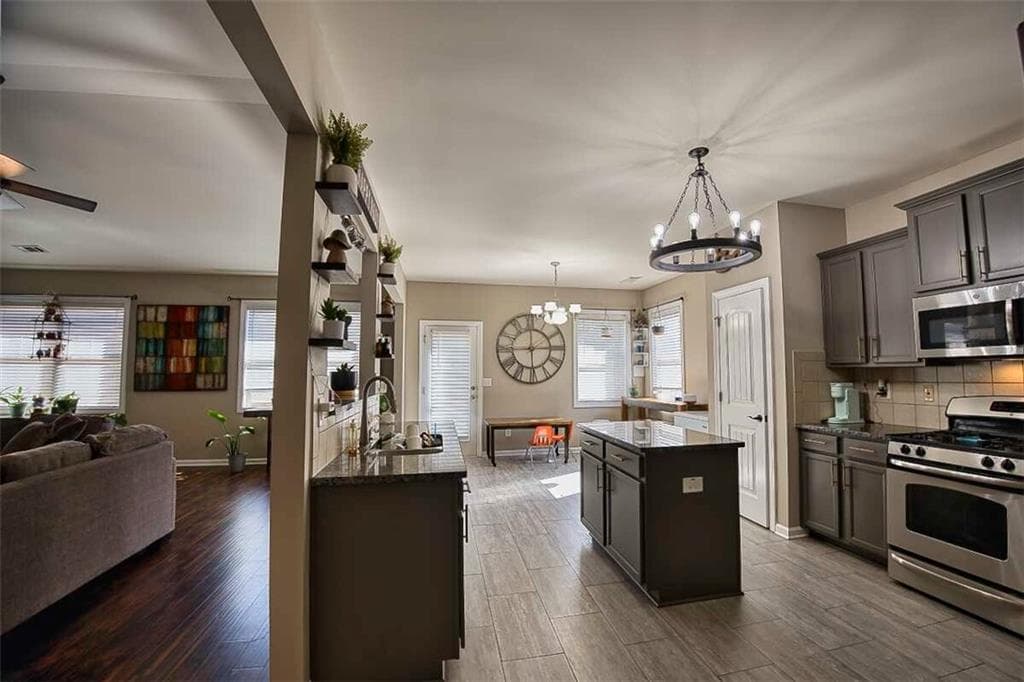 4 bedroom, 3 bathroom, 2,735 sq ft single family residence for sale at 2364 Allsborough Way, Dacula, GA 30019 — photo 7