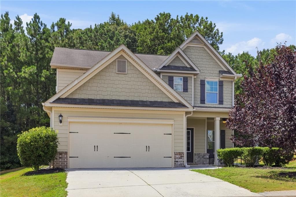 4 bedroom, 3 bathroom, 2,296 sq ft single family residence for rent at 906 Donington Circle, Lawrenceville, GA 30045 for $2,300 a month — photo 1 of 29