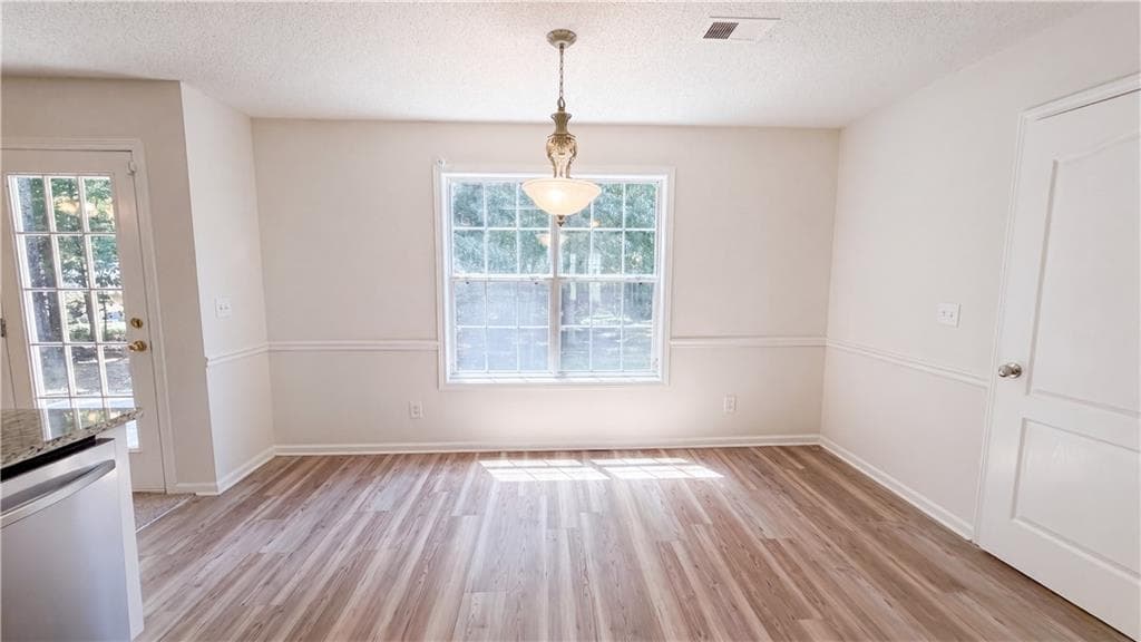 4 bedroom, 3 bathroom, 2,481 sq ft single family residence under contract at 310 Hunters, Mcdonough, GA 30253 — photo 10
