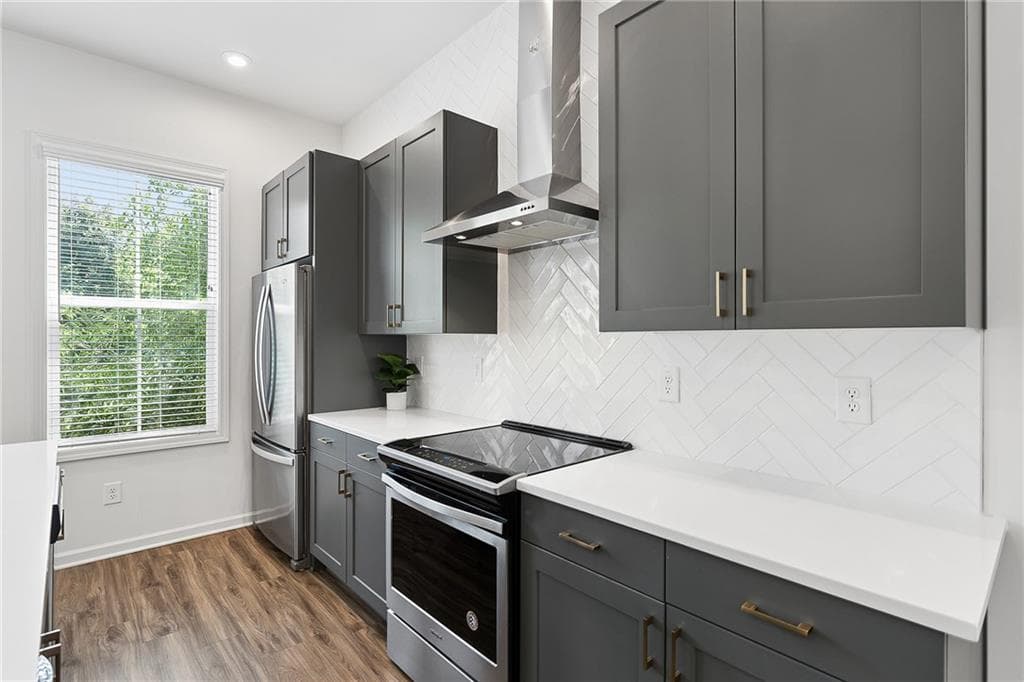 2 bedroom, 2 bathroom, 1,120 sq ft townhouse under contract at 203 Color Circle, Atlanta, GA 30317 — photo 5