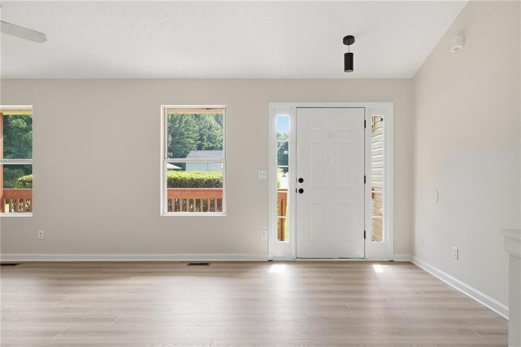 4 bedroom, 2 bathroom, 1,420 sq ft single family residence for sale at 4859 Odessa West Inlet, Acworth, GA 30101 — photo 3