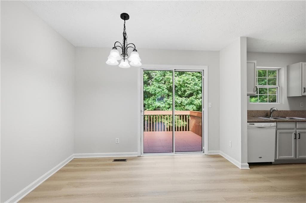 4 bedroom, 2 bathroom, 1,420 sq ft single family residence for sale at 4859 Odessa West Inlet, Acworth, GA 30101 — photo 6