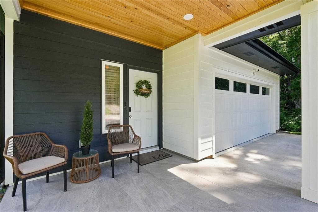 5 bedroom, 3 bathroom, 2,924 sq ft single family residence for sale at 184 Woodland Lane, Mableton, GA 30126 — photo 3