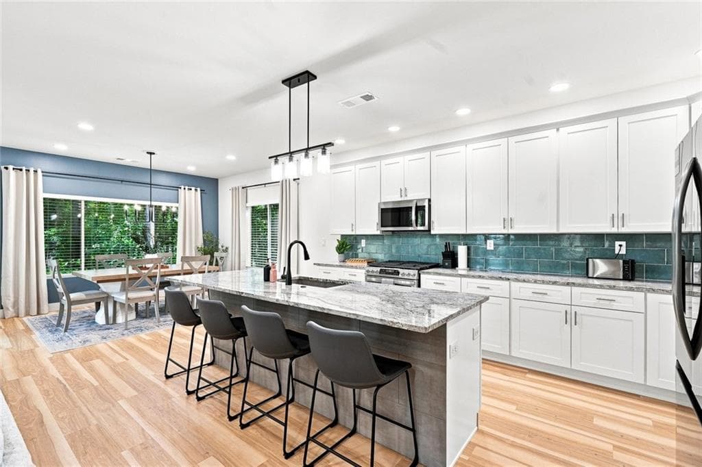 5 bedroom, 3 bathroom, 2,924 sq ft single family residence for sale at 184 Woodland Lane, Mableton, GA 30126 — photo 9