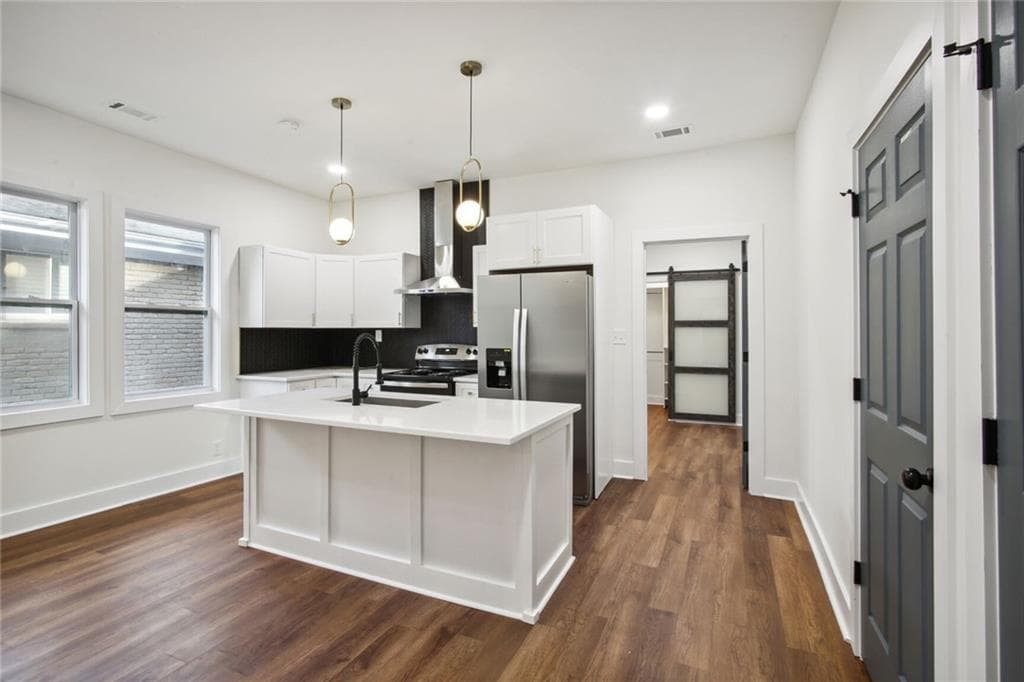 1 bedroom, 2 bathroom, 950 sq ft apartment for rent at 782 Dixie Avenue 1, Atlanta, GA 30307 for $2,560 a month — photo 4