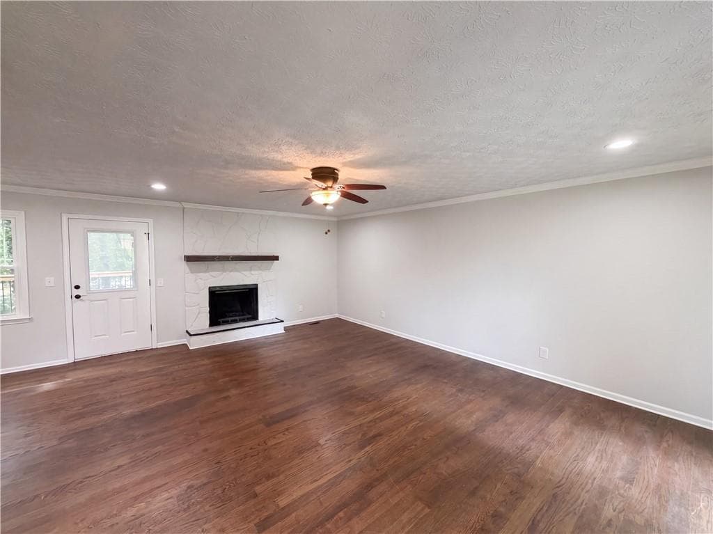 3 bedroom, 2 bathroom, 1,812 sq ft single family residence for sale at 1394 Natchez Trace, Marietta, GA 30008 — photo 6