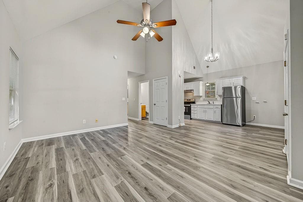 3 bedroom, 2 bathroom, 1,488 sq ft single family residence for sale at 3071 Jones Street, East Point, GA 30344 — photo 7