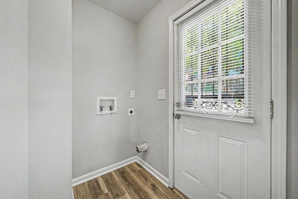 3 bedroom, 2 bathroom, 1,488 sq ft single family residence for sale at 3071 Jones Street, East Point, GA 30344 — photo 10