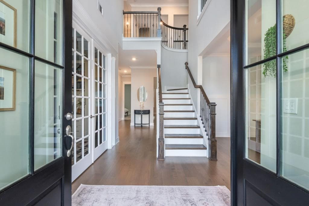 4 bedroom, 3 bathroom, 3,843 sq ft single family residence for sale at 500 Taymack Farm Court, Woodstock, GA 30188 — photo 6