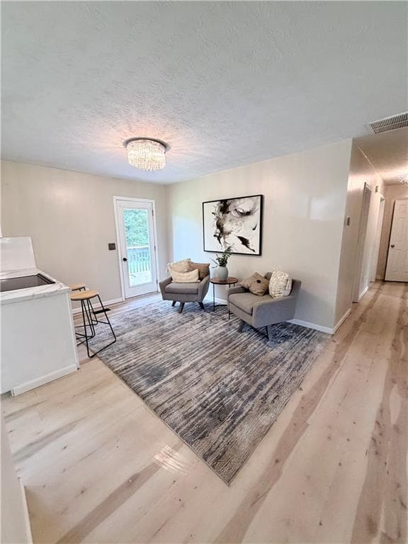 3 bedroom, 2 bathroom, 1,700 sq ft single family residence under contract at 85 Martin Street, Carrollton, GA 30117 — photo 7