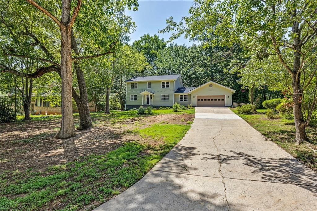 4 bedroom, 3 bathroom, 2,215 sq ft single family residence for sale at 2967 Missy Drive, Marietta, GA 30062 — photo 7