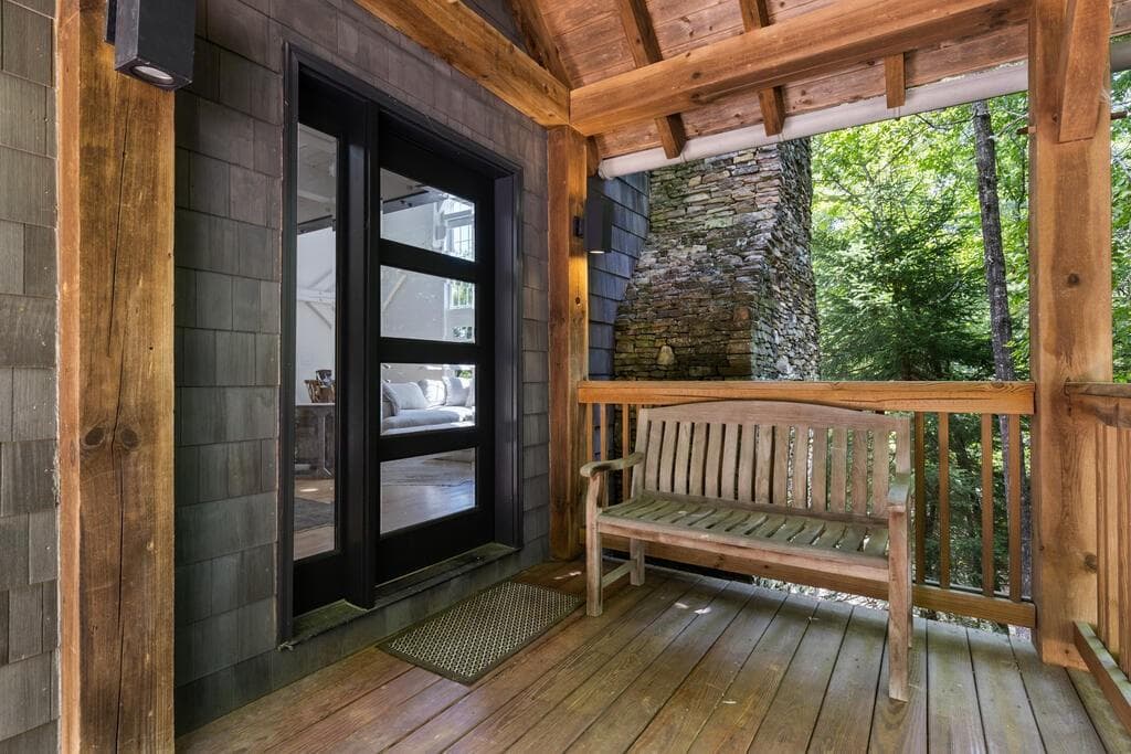 3 bedroom, 3 bathroom, 2,520 sq ft single family residence for sale at 281 Pine Cone Road, Blue Ridge, GA 30513 — photo 6