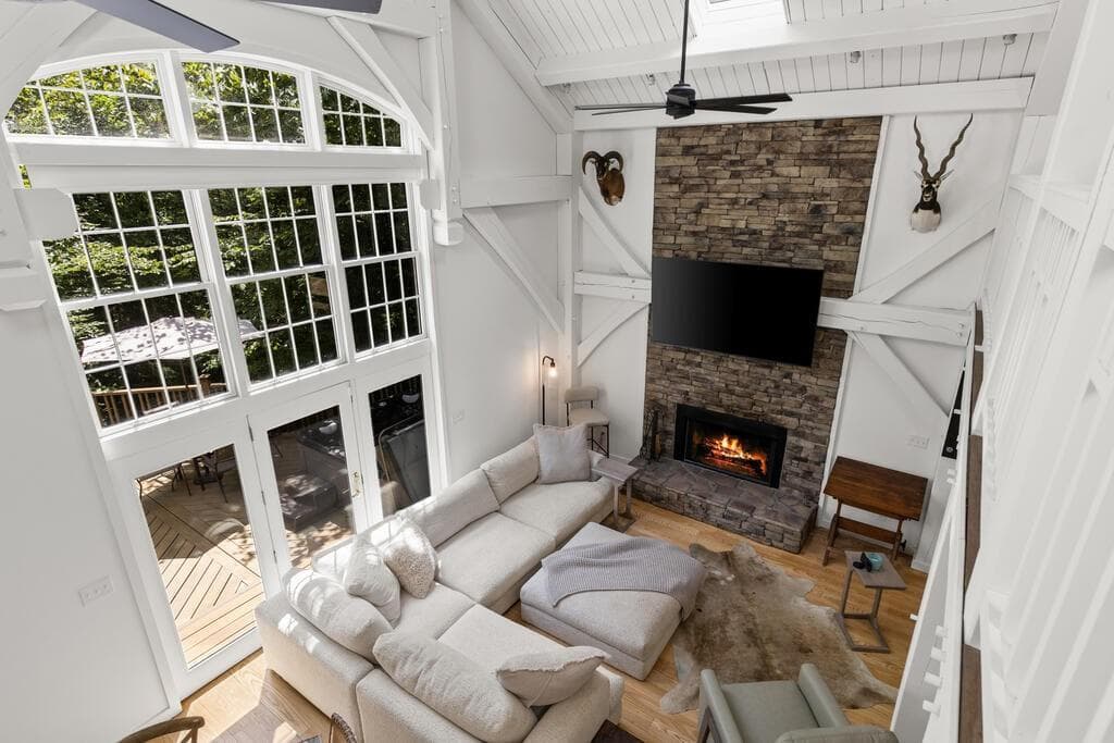 3 bedroom, 3 bathroom, 2,520 sq ft single family residence for sale at 281 Pine Cone Road, Blue Ridge, GA 30513 — photo 7