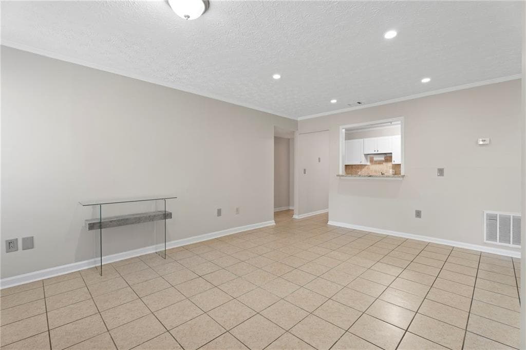 2 bedroom, 2 bathroom, 1,170 sq ft condominium for sale at 1466 Branch Drive, Tucker, GA 30084 — photo 9