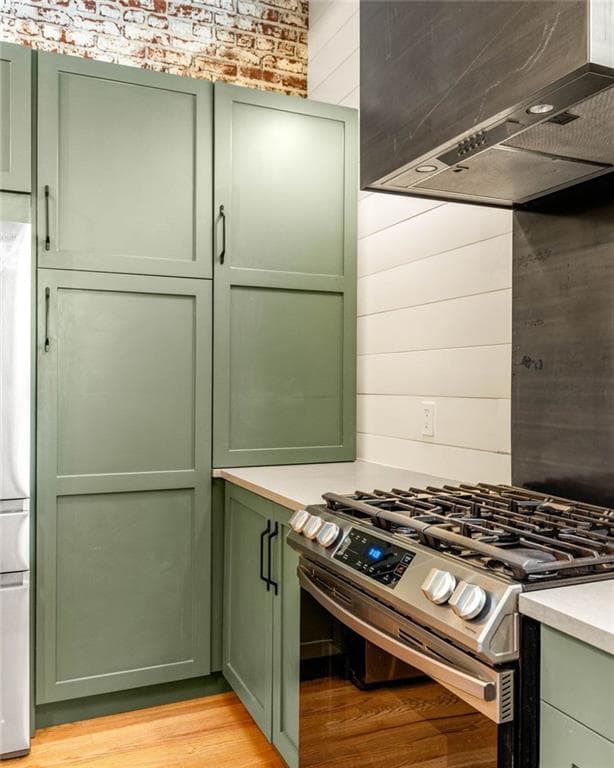2 bedroom, 2 bathroom, 1,650 sq ft condominium under contract at 320 Martin Luther King Jr Drive #11, Atlanta, GA 30312 — photo 6