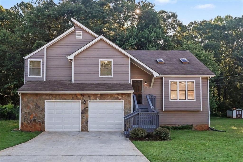3 bedroom, 2 bathroom, 2,361 sq ft single family residence for sale at 2978 Harlow Lane, Decatur, GA 30034