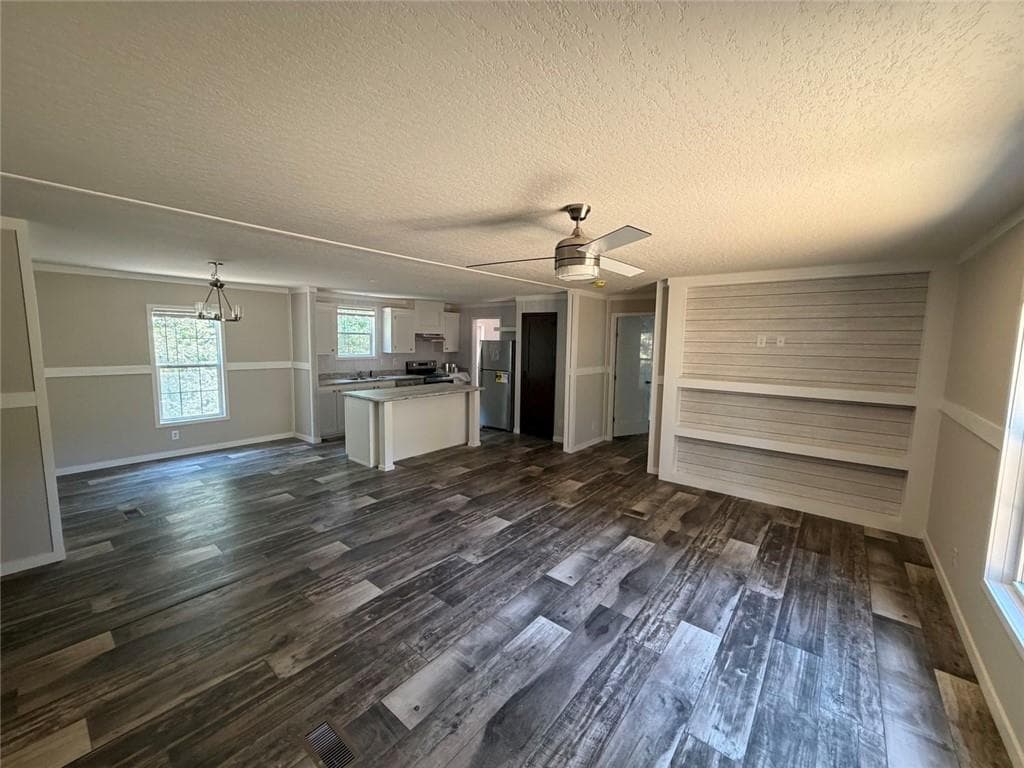 3 bedroom, 2 bathroom, 1,568 sq ft single family residence for sale at 344 Hidden Valley Drive, Alto, GA 30510 — photo 6