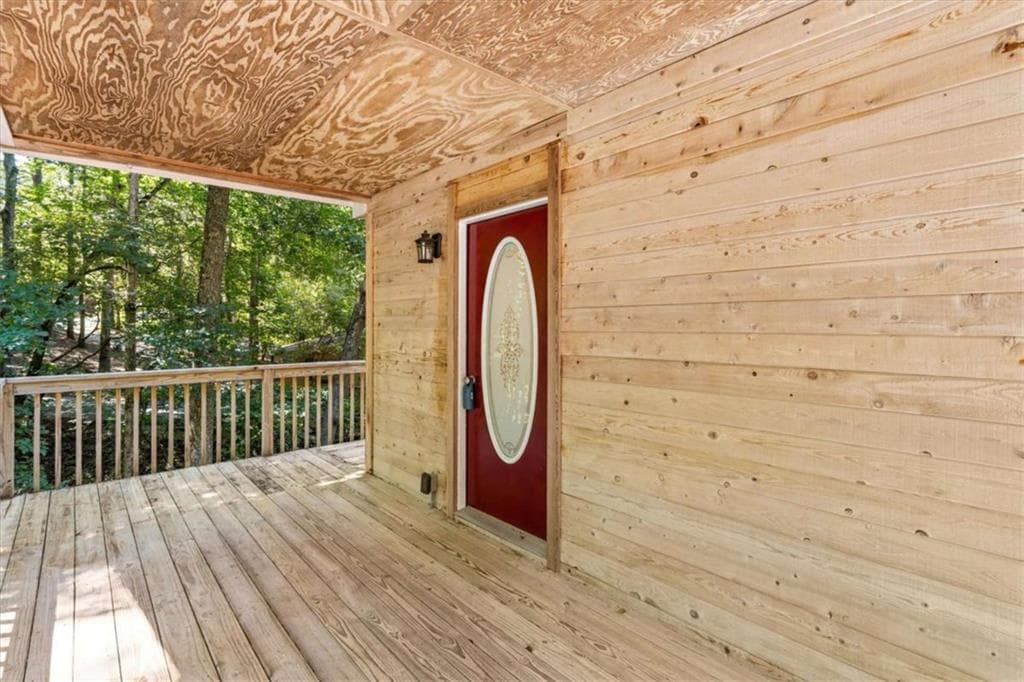 3 bedroom, 2 bathroom, 1,406 sq ft single family residence for sale at 9021 Lakeview Parkway, Villa Rica, GA 30180 — photo 4
