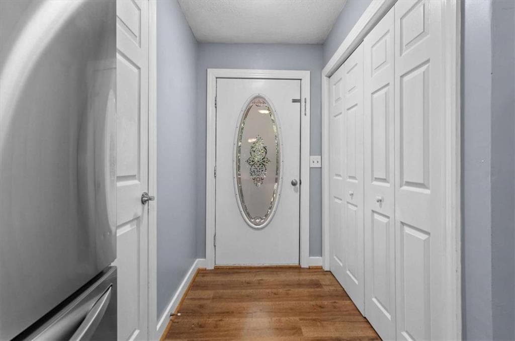 3 bedroom, 2 bathroom, 1,406 sq ft single family residence for sale at 9021 Lakeview Parkway, Villa Rica, GA 30180 — photo 5
