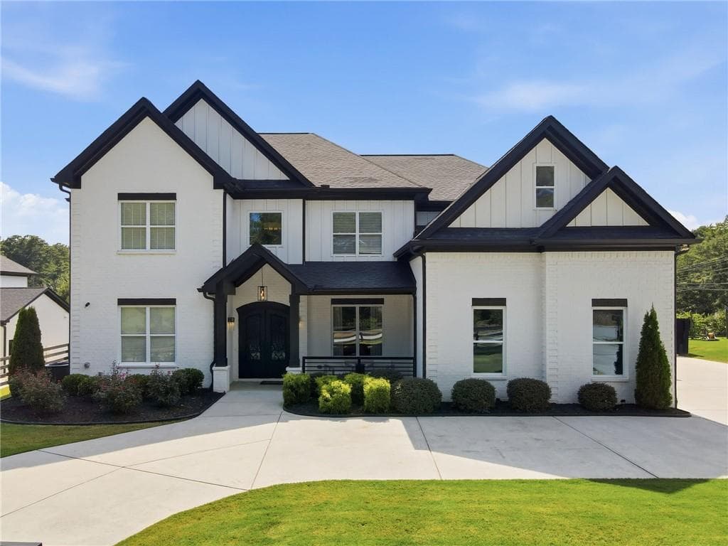 4 bedroom, 5 bathroom, 5,000 sq ft single family residence for sale at 3420 Old Oaks Road, Buford, GA 30519