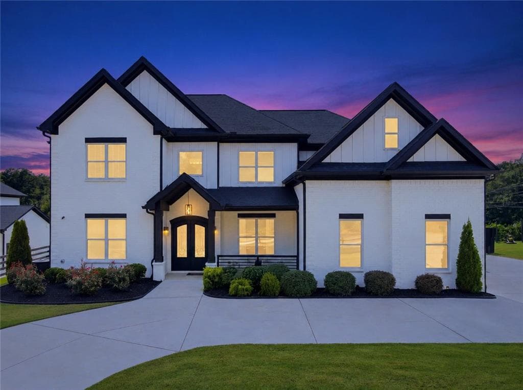 4 bedroom, 5 bathroom, 5,000 sq ft single family residence for sale at 3420 Old Oaks Road, Buford, GA 30519 — photo 2