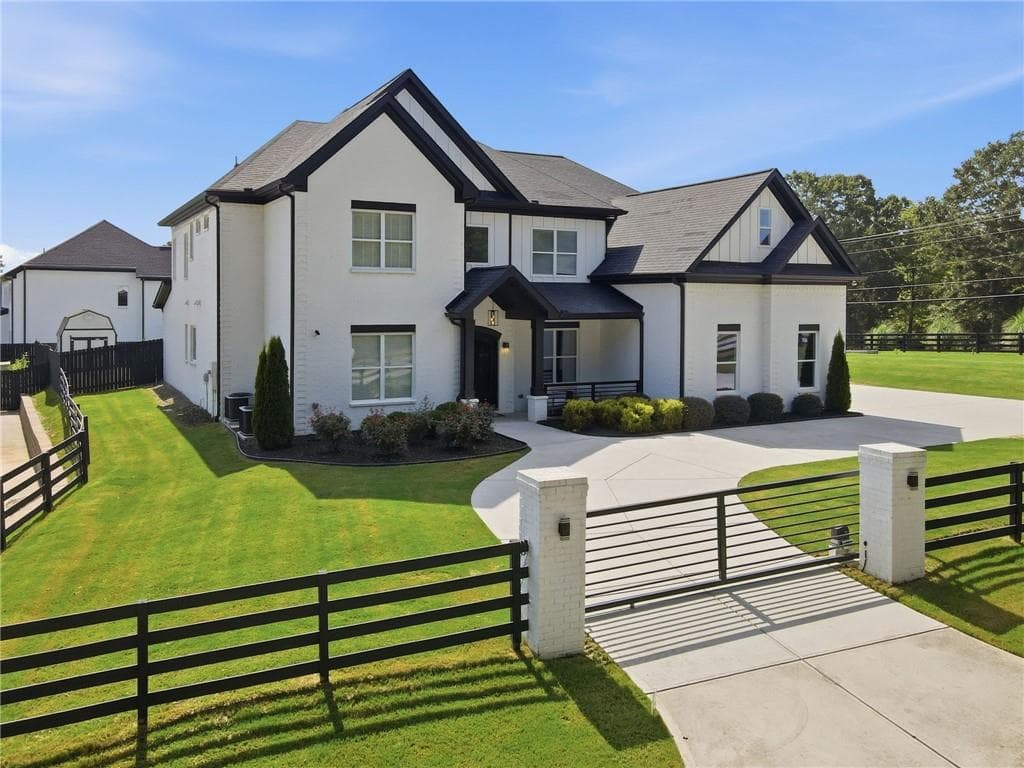4 bedroom, 5 bathroom, 5,000 sq ft single family residence for sale at 3420 Old Oaks Road, Buford, GA 30519 — photo 4