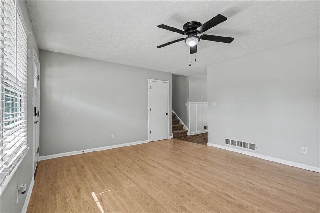 4 bedroom, 2 bathroom, 1,580 sq ft single family residence for sale at 2538 Burton Circle, Morrow, GA 30260 — photo 10