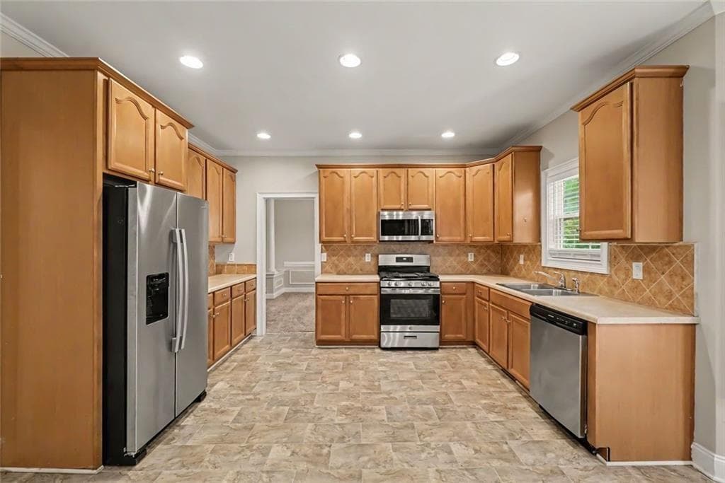 4 bedroom, 3 bathroom, 2,590 sq ft single family residence for sale at 117 Somersby Drive, Dallas, GA 30157 — photo 10