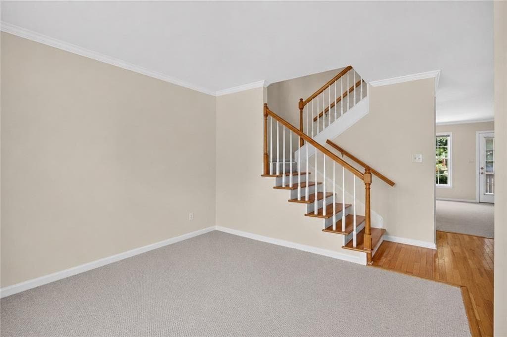 5 bedroom, 3 bathroom, 2,768 sq ft single family residence under contract at 2820 Cobblestone Drive, Cumming, GA 30041 — photo 7